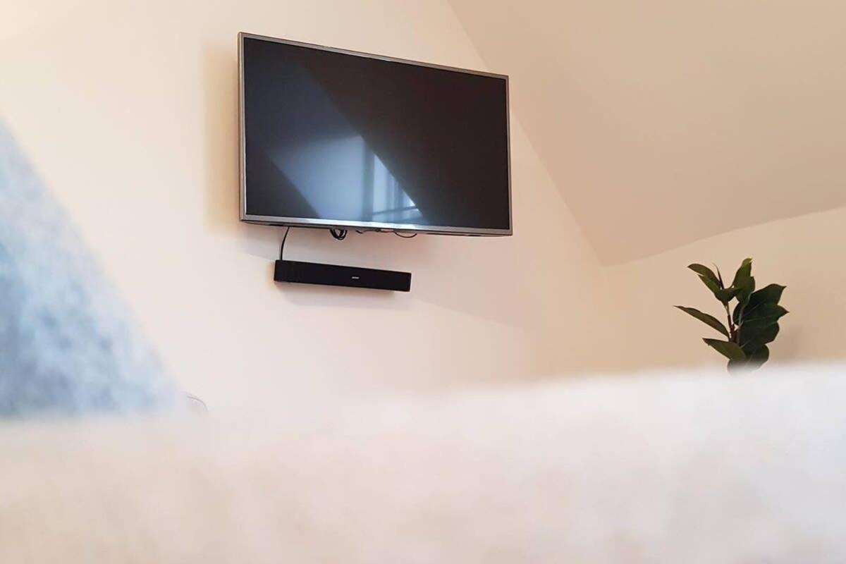 Modern Apartment In The Heart Of Oxford With Secure Underground Parking Exteriör bild