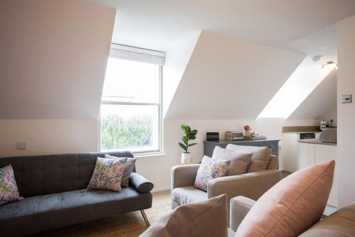 Modern Apartment In The Heart Of Oxford With Secure Underground Parking Exteriör bild