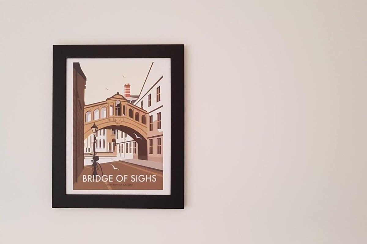 Modern Apartment In The Heart Of Oxford With Secure Underground Parking Exteriör bild